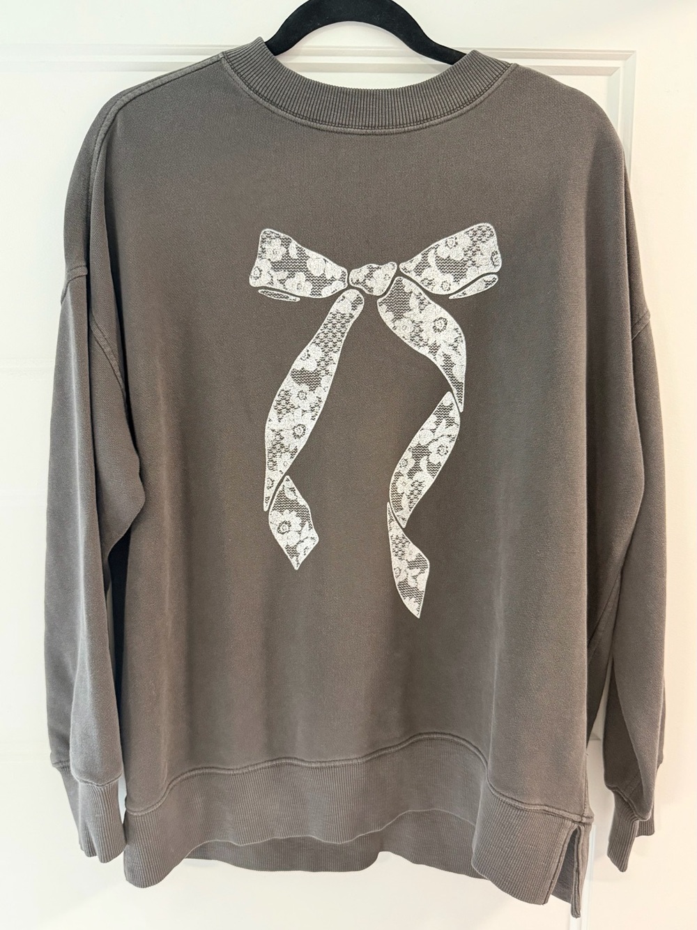 Aerie Big Chill Bow Graphic Crew Sweater - Picture 6 of 6